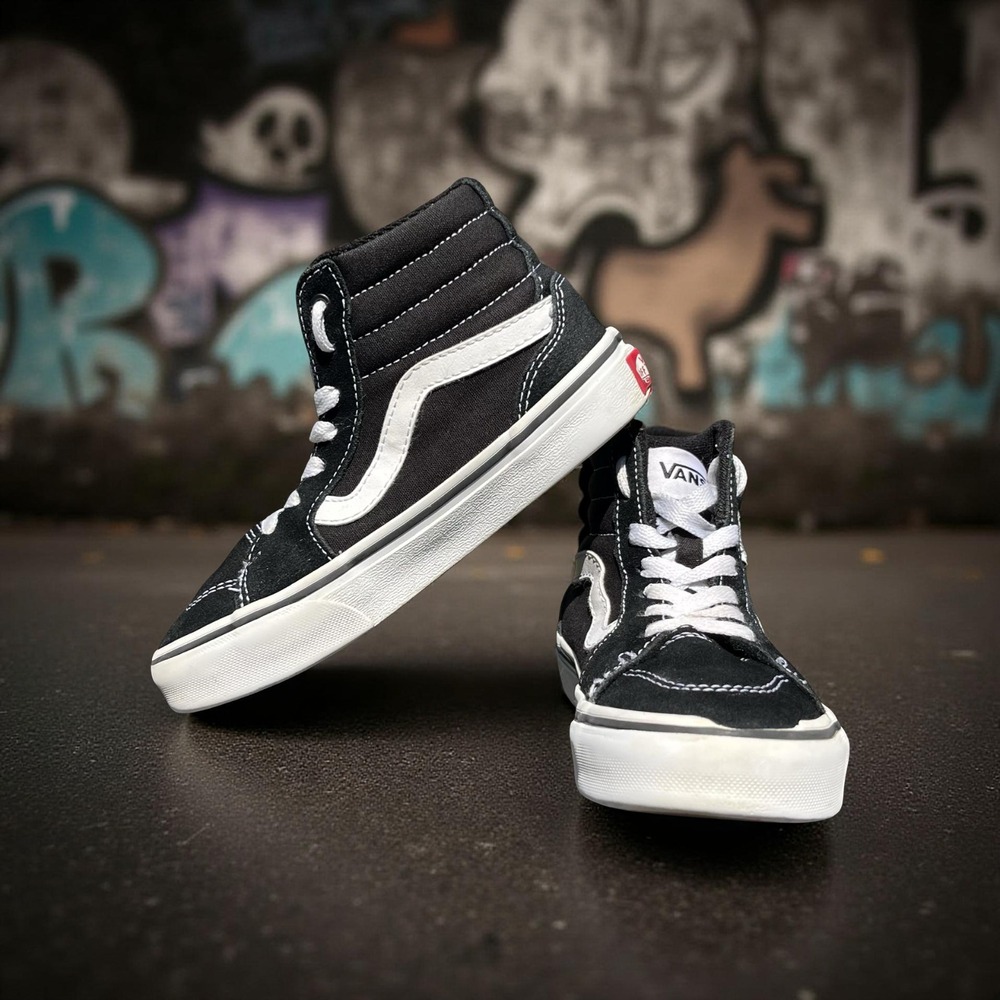 Vans Off The Wall Sk8-Hi Black White Suede High Top Sneakers Youth Size 13